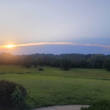 Отель Deer Run Estate Llc Marshfield Экстерьер фото
